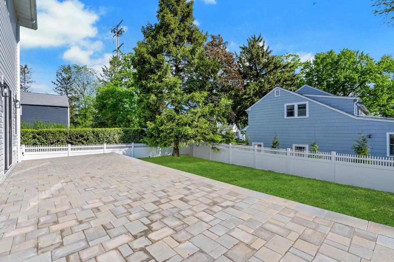 10 Garden Place