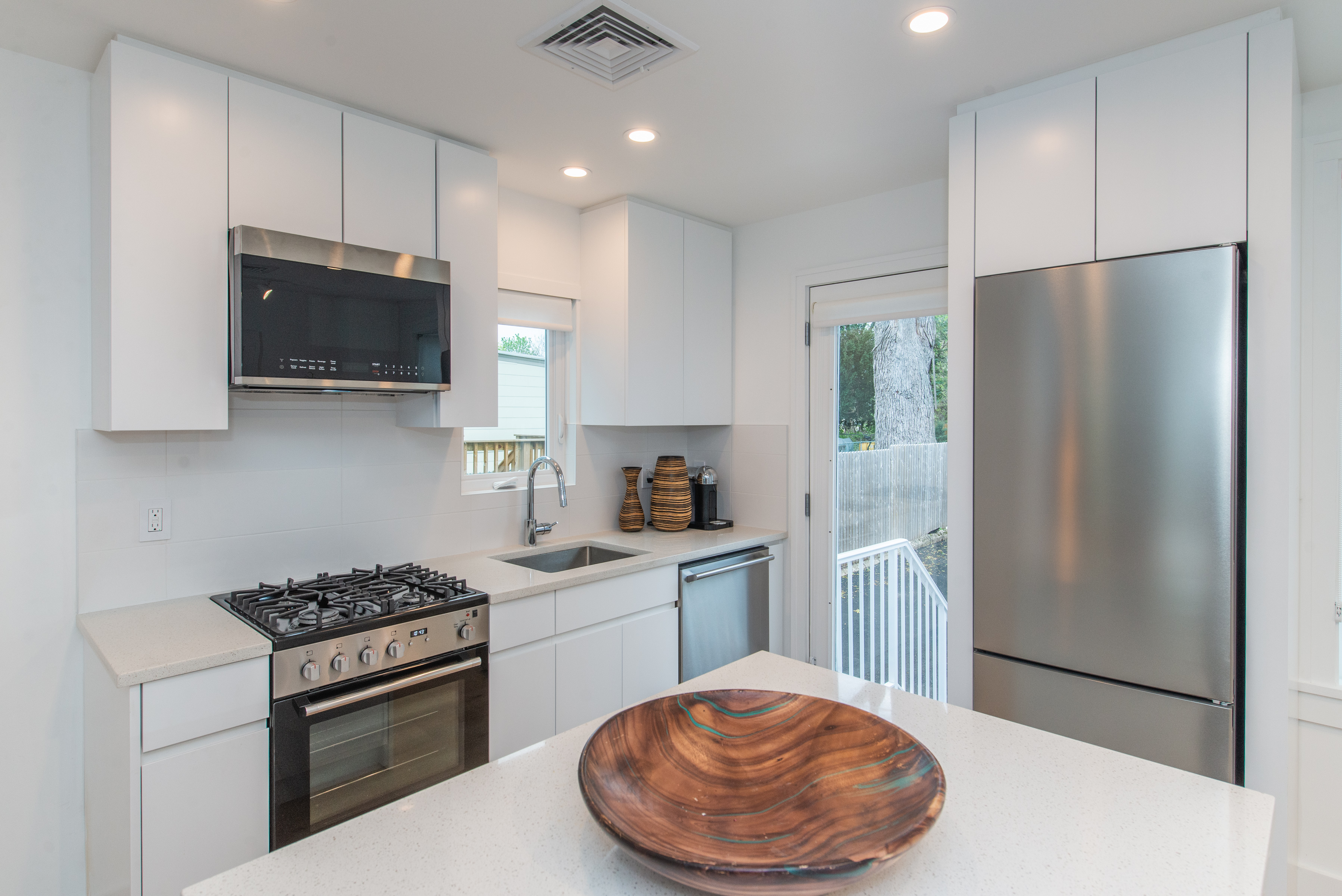 21 Meade St, West Orange